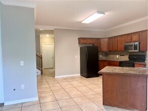 564 S Pierremont Dr in Fayetteville, AR - Building Photo - Building Photo