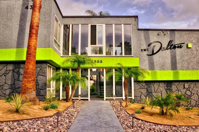The Dalton Apartments in San Diego, CA - Building Photo - Interior Photo