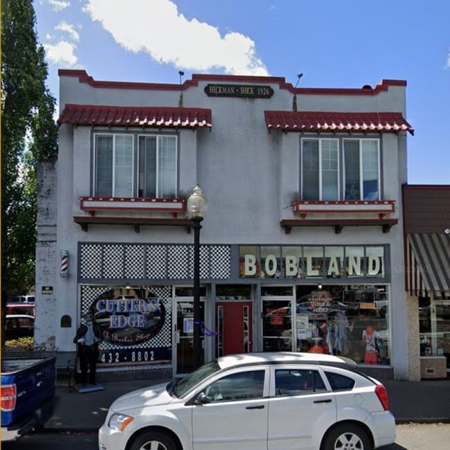 property at 123 E Railroad Ave