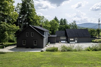 1303 Goodaleville Rd in Londonderry, VT - Building Photo - Building Photo