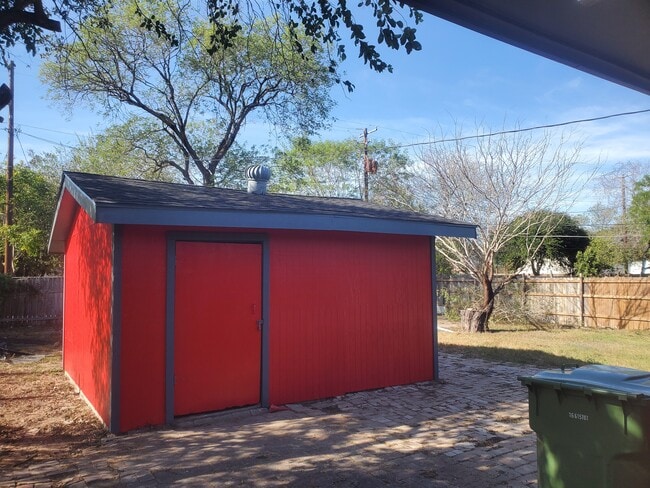 property at 1705 Brownfield Rd