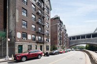 1326 Riverside Dr in New York, NY - Foto de edificio - Building Photo