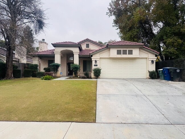 property at 806 Augusta Hills Dr