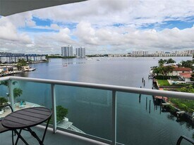 2841 NE 163rd St in North Miami Beach, FL - Building Photo