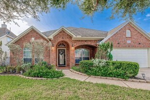 21711 Cozy Hollow Ln in Richmond, TX - Building Photo