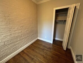 E 13TH ST. in New York, NY - Foto de edificio - Building Photo