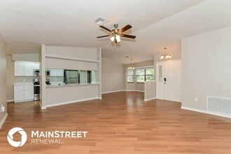 5777 Colonial Oaks Blvd in Sarasota, FL - Building Photo - Building Photo