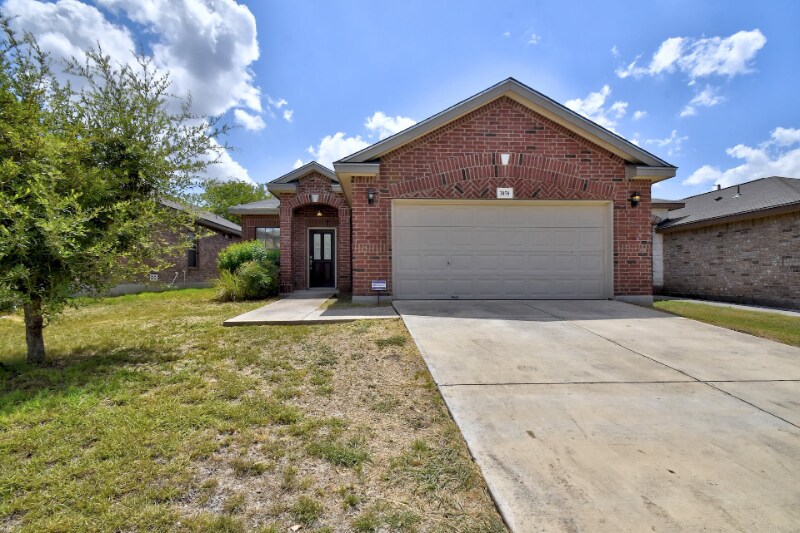 3858 Bogie Way in Converse, TX - Building Photo