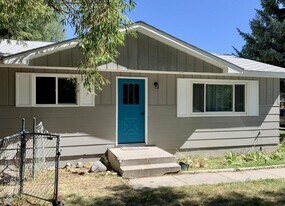 1355 Goodrich Dr in Lander, WY - Building Photo