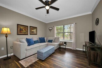 2141 Portofino Pl in Palm Harbor, FL - Foto de edificio - Building Photo