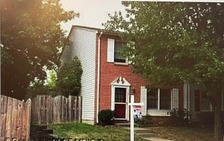 338 Nansemond St SE in Leesburg, VA - Building Photo