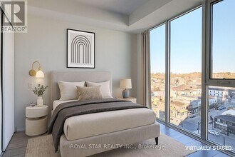 39 Mary St in Barrie, ON - Building Photo - Building Photo