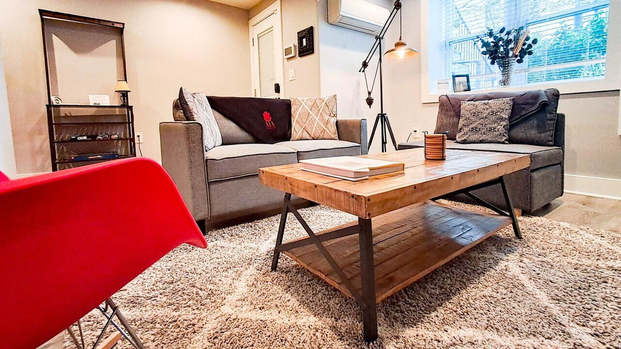 2032 Flagler Pl NW in Washington, DC - Foto de edificio