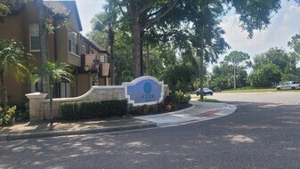 6300 Raleigh St in Orlando, FL - Building Photo