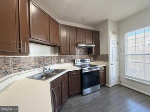 8316 Green Grass Rd in Laurel, MD - Building Photo - Building Photo