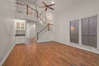 12859 Kingsbridge Ln in Houston, TX - Building Photo - Building Photo