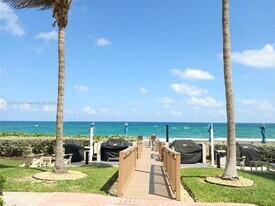 1149 Hillsboro Mile in Hillsboro Beach, FL - Building Photo