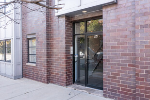 Paulina Park Apartments in Chicago, IL - Foto de edificio - Building Photo