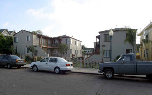 2421-2427 E St in San Diego, CA - Building Photo - Building Photo