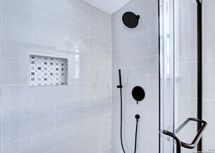 415 S Olive St in San Antonio, TX - Foto de edificio - Building Photo