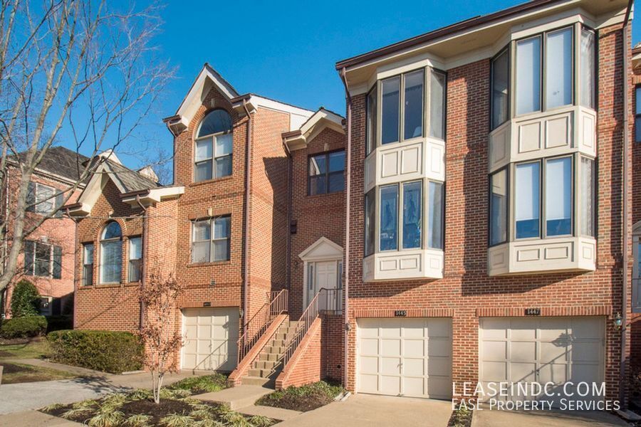 1445 Hampton Hill Cir in McLean, VA - Building Photo