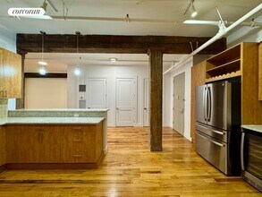 275 Conover St in Brooklyn, NY - Building Photo - Building Photo