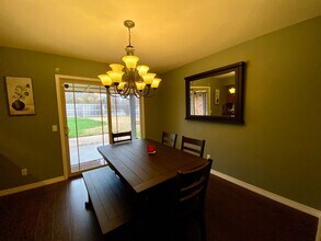 1906 Old Post Rd in Enid, OK - Building Photo - Building Photo