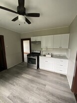 153 Jubilee St in New Britain, CT - Building Photo