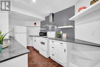 1101 Petunia Pl in Pickering, ON - Building Photo - Building Photo
