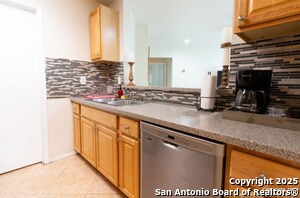 11216 Vollmer Ln in San Antonio, TX - Building Photo - Building Photo