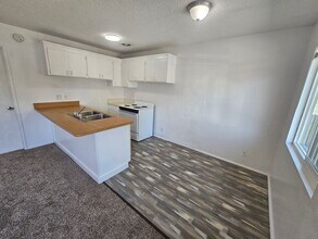 25191 Grant St in Los Molinos, CA - Building Photo - Building Photo