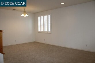 524 Rosewood Ln in Hercules, CA - Building Photo - Building Photo