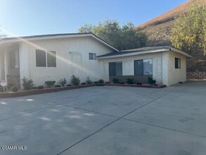 2485 E Hillcrest Dr in Thousand Oaks, CA - Building Photo - Building Photo