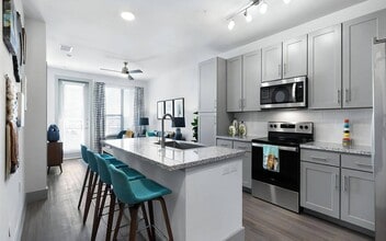 Rhythm in Austin, TX - Foto de edificio - Building Photo