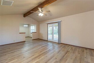 904 Oakwood Dr in Yukon, OK - Building Photo - Building Photo