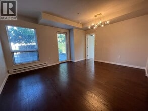 20331 Dewdney Trunk Rd in Maple Ridge, BC - Building Photo - Building Photo