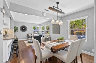 4899 Circle Dr in San Diego, CA - Building Photo - Building Photo