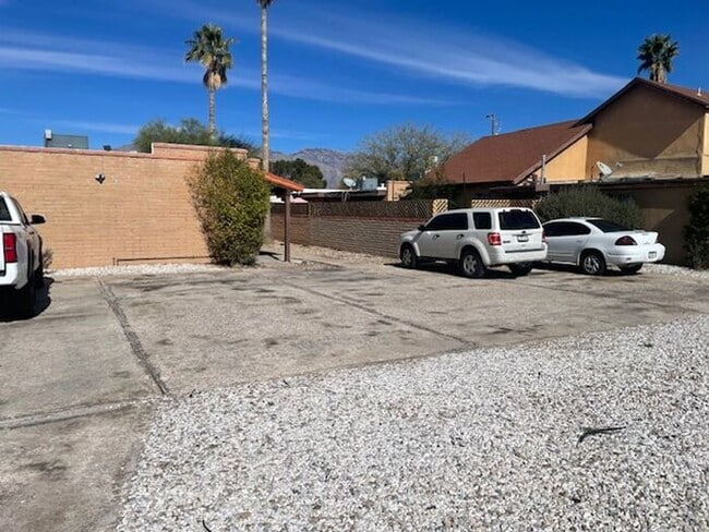 3729 E Presidio Rd in Tucson, AZ - Building Photo - Building Photo