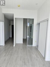 500 Dupont St in Toronto, ON - Building Photo - Building Photo