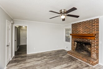 140 Little Hampton Dr in Irmo, SC - Building Photo - Building Photo