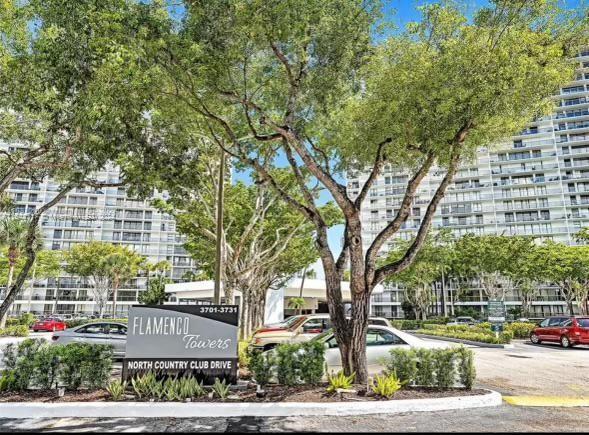 3701 N Country Club Dr, Unit PH-08 in Aventura, FL - Building Photo - Building Photo