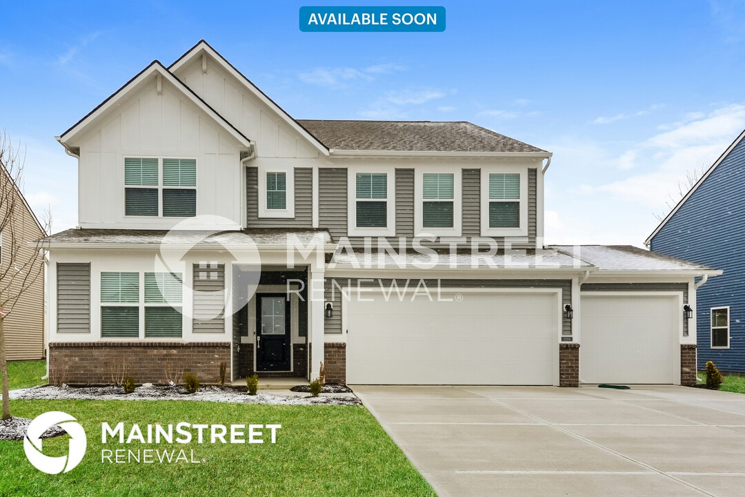 9198 Larson Dr in Pendleton, IN - Building Photo