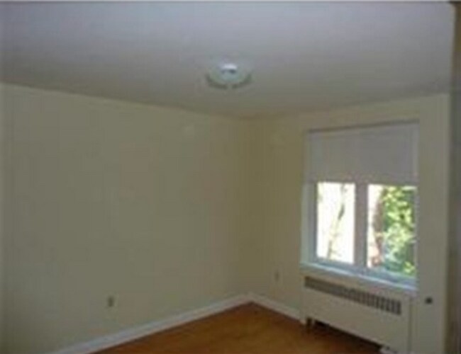 64 Dean Rd, Unit #1 in Brookline, MA - Building Photo - Building Photo