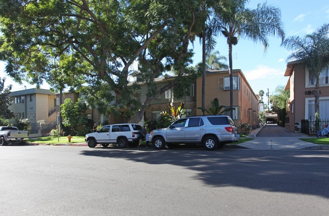 1801 Garfield Pl