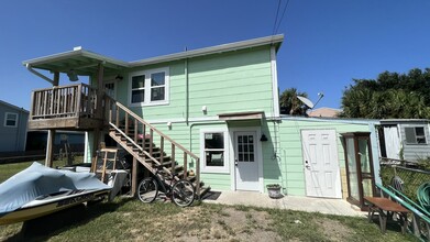 2112 Victory Ave in Galveston, TX - Building Photo - Building Photo