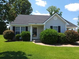 720 Daffodil Way in Rocky Mount, NC - Building Photo