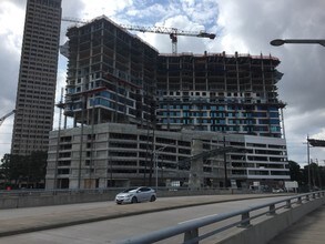 Vantage Med Center in Houston, TX - Foto de edificio - Building Photo