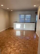 430 Somerset Dr, Unit F in Pearl River, NY - Building Photo - Building Photo