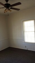 106 Calhoun St in Clover, SC - Building Photo - Building Photo