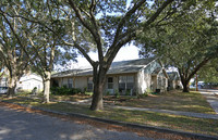 Park Place Apartments in Zephyrhills, FL - Building Photo - Building Photo